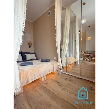 Apartament Bohos -2 Min To Center & Seaside