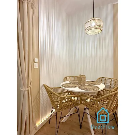 Appartement Bohos -2 Min To Center & Seaside *